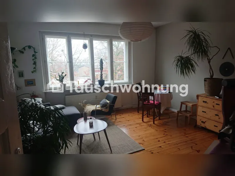 Tauschwohnung: Charmanter 2-Zi-Altbau am Plänterwald (50qm) gg 3-4 Zimmer — photo 1